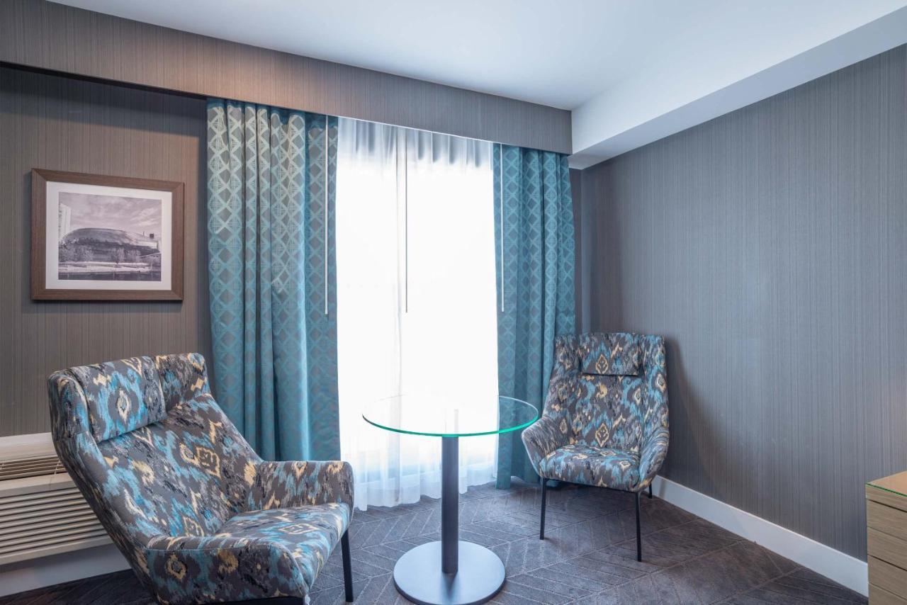 Sandman Signature Ottawa Airport Hotel Екстер'єр фото