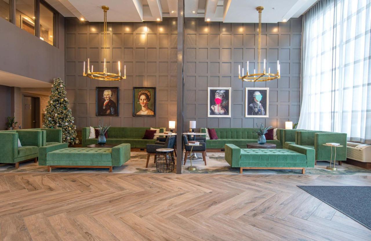 Sandman Signature Ottawa Airport Hotel Екстер'єр фото